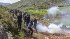 إصابتان بالرصاص المعدني خلال صد هجوم للمستوطنين في بروقين