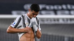 قميص يوفنتوس الجديد يكشف إشارة لمستقبل رونالدو