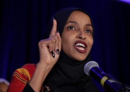 إلهان عمر تهاجم صفقة الأسلحة الأمريكية مع الاحتلال