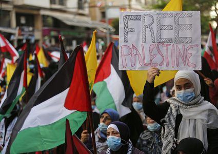 إضراب شامل بمخيمات اللاجئين في لبنان رفضا لعدوان الاحتلال