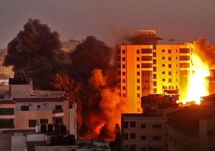 عدوان الاحتلال الإسرائيلي و فيروس كورونا يستفردان بغزة