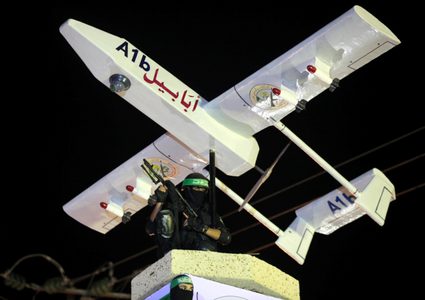 كتائب القسام تعلن إدخال طائرة "الزواري" في المعركة مع الاحتلال