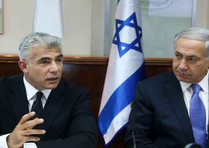 مسؤول إسرائيلي: حكومة الاحتلال فشلت وينبغي وقف إطلاق النار