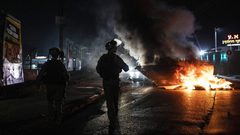 الشرطة تقمع المتظاهرين في أم الفحم وتعتقل شابين