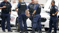 مقتل 12 شخصا في الولايات المتحدة بعمليات إطلاق نار خلال يومين