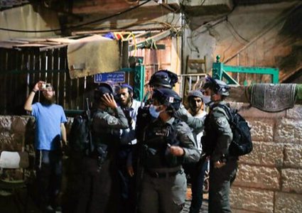 عشرات المواطنين يعتصمون في سلوان احتجاجا التهجير