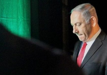 مسؤولة سابقة في نيابة الاحتلال: توجب نسب تهمة الرشوة لنتنياهو