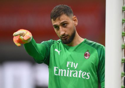 رسميا.. ميلان يعلن رحيل دوناروما عن الفريق مجانا