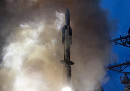 البنتاغون يعلن فشل اختبار صواريخ "SM-6"