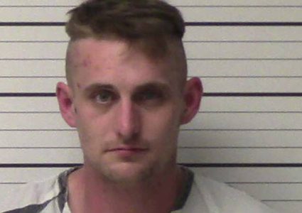 اعتقال رجل للاشتباه بتخطيطه لإطلاق نار في متجر بالولايات المتحدة