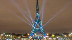 جزائري يصمم منزله على الطراز المعماري لبرج "إيفل "الفرنسي الشهير