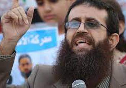 الأسير خضر عدنان يُعلن إضرابه عن الطعام