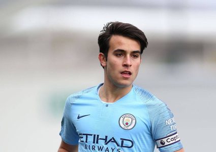 برشلونة يعلن تعاقده مع الإسباني إريك جارسيا