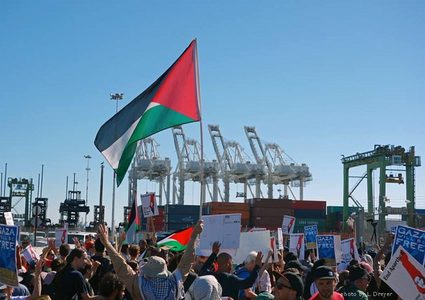 اطلاق حملة لمنع السفن الإسرائيلية من التفريغ في الموانئ العالمية