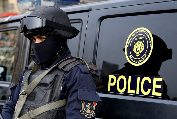 سقوط 10 قتلى و7 جرحى في اشتباك مسلح بين عائلتين جنوب مصر