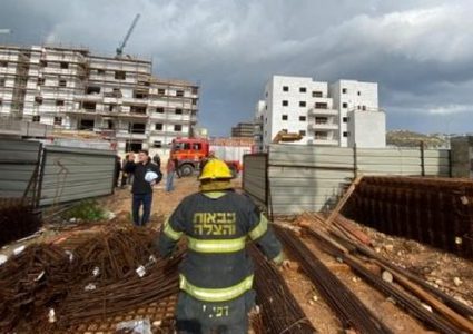 إصابة خطيرة لعامل في ورشة بناء بطيرة الكرمل