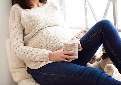 أضرار القهوة للحامل بالشهر الأول