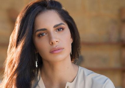 فنانة مصرية تعلن اعتزالها الفن بعد فسخ خطوبتها