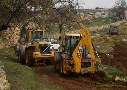 بيت لحم:الاحتلال يمنع مزارعين من دخول أراضيهم والعمل فيه