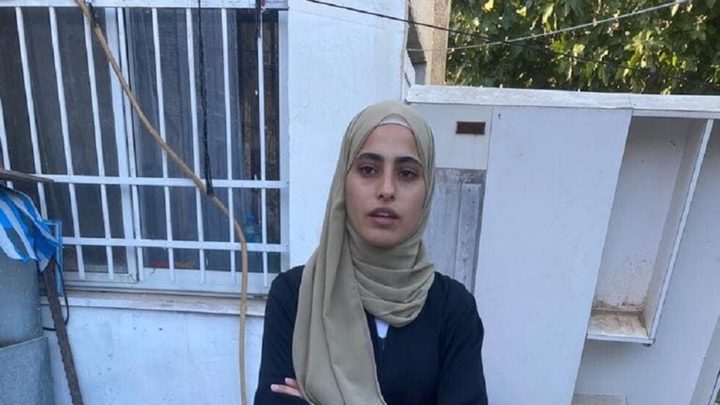 الاحتلال يطلق سراح الناشطة المقدسية منى الكرد