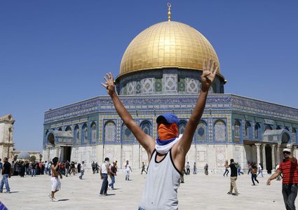 "فتح" تدعو للنفير العام للدفاع عن القدس ومواجهة مسيرة المستوطنين