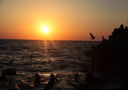 الطقس: أجواء صافية والحرارة حول معدلها العام