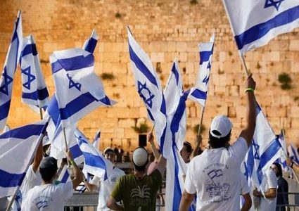 كابينت الاحتلال يقرر تأجيل مسيرة الأعلام إلى الأسبوع المقبل