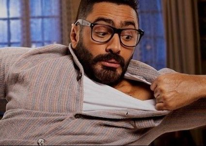 تامر حسني يتصدر الترند من خلال إعلان فيلمه الجديد "مش أنا"