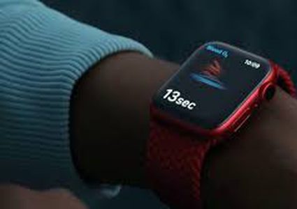 ميزة جديدة تجعل ساعات "أبل ووتش" أكثر قدرة على إنقاذ حياتك