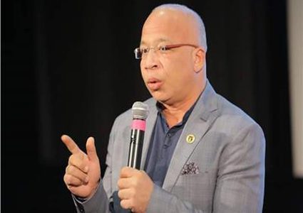 شريف دسوقي يعلن عن موعد خروجه من المستشفى وعودته للعمل