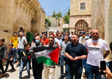 وقفة أمام الحرم الإبراهيمي رفضا لمنع الاحتلال إصلاح مكبرات الصوت