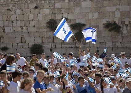 تحذير من اندلاع موجة غضب جديدة في حال إقامة "مسيرة الأعلام"