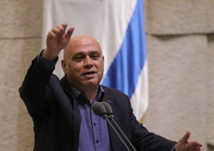 وزير عربي في حكومة الاحتلال الجديدة