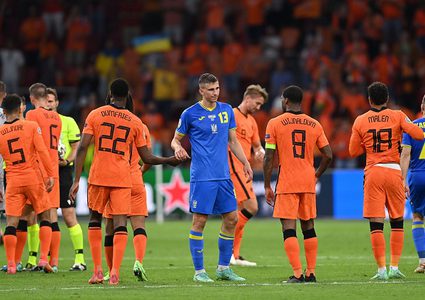 هولندا تهزم أوكرانيا في بطولة أوروبا لكرة القدم