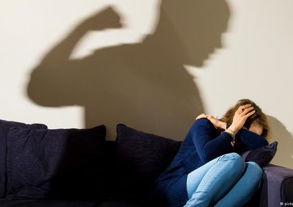 خان يونس: مصرع مواطنة جراء تعرضها للضرب على يد زوجها