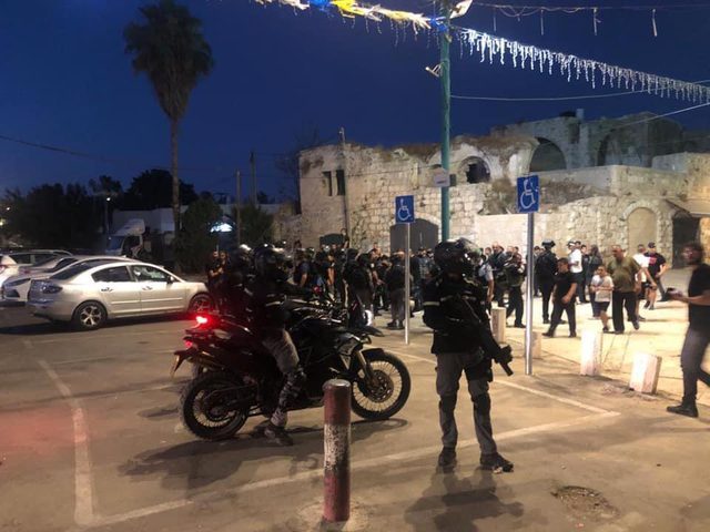 شرطة الاحتلال تقمع مسيرة سلمية في اللد