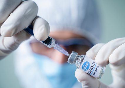 دليلك الشامل حول لقاح "فايزر"