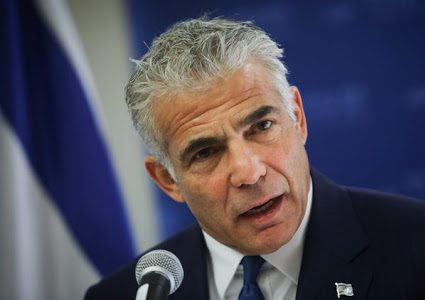 لبيد: الأردن "شريك استراتيجي مهم"