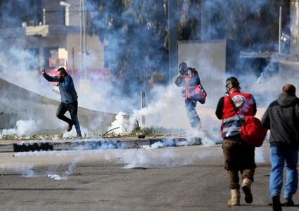 إصابات خلال مواجهات مع الاحتلال في بيت دجن شرق نابلس