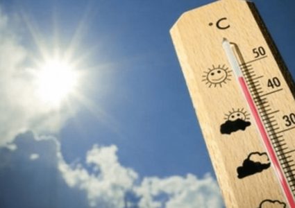 الطقس: أجواء معتدلة ويطرأ ارتفاع طفيف على درجات الحرارة