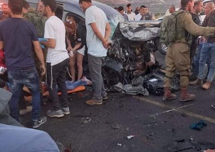وفاتان في حادث سير بين مركبة فلسطينية وأخرى لمستوطنين