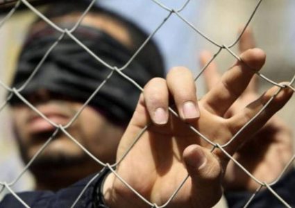 3 أسرى يواصلون إضرابهم المفتوح عن الطعام