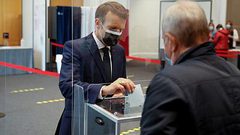 نتائج الانتخابات الإقليمية تزعج اليمين المتطرف في فرنسا