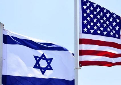 اسرائيل تحذر واشنطن من العودة إلى الاتفاق النووي الإيراني