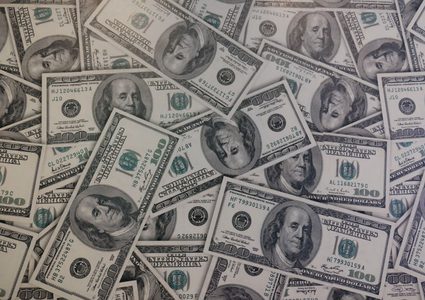 سلطة النقد وعدة بنوك يوقعون اتفاقيات قروض للقطاع الخاص