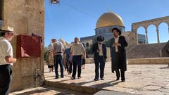 مستوطنون بقيادة المتطرف "غليك" يقتحمون الأقصى