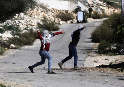 إصابة شاب بكسور خلال فعاليات المقاومة الشعبية في بيت دجن