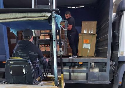 الصحة: وصول أجهزة طبية ومواد فحص مخبري مقدمة من الصين