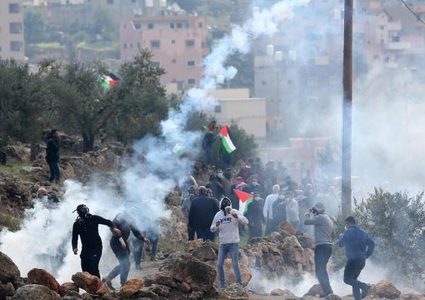 إصابة شاب برصاص قوات الاحتلال جنوب نابلس