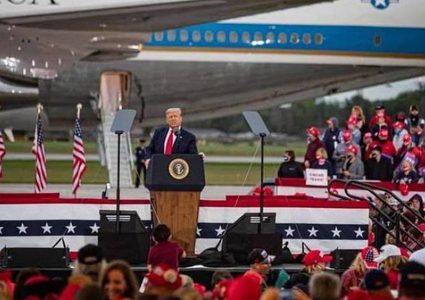 ترامب: الصين وروسيا وإيران تذل الولايات المتحدة في عهد بايدن